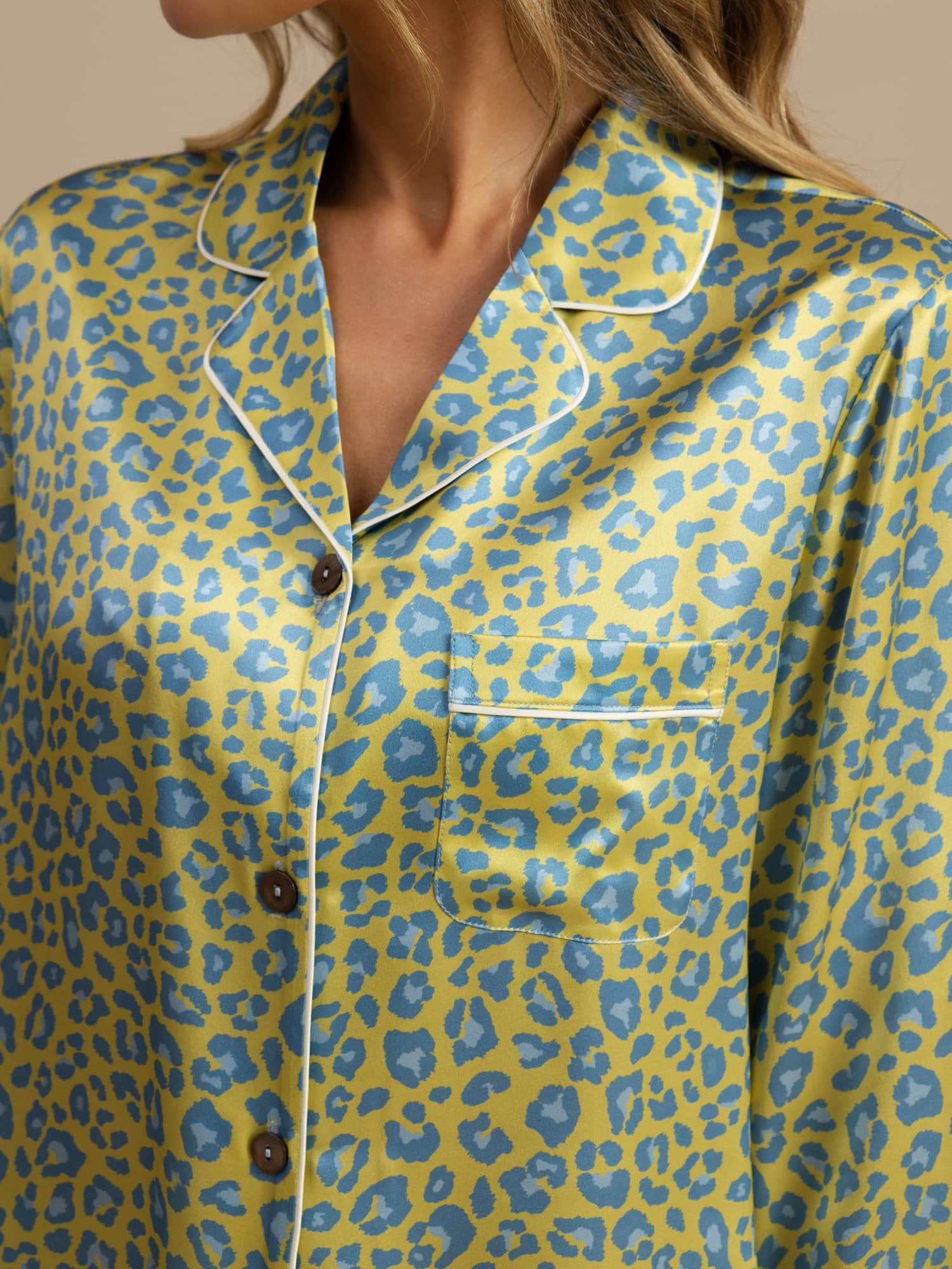 [Vihreä Leopardi] SilkSilky-FI 19Momme Pitkähihainen Notkokaulus Naisten Pyjamat 005