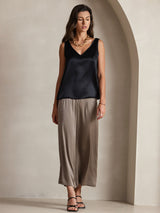 [Musta] SilkSilky-FI Sleeveless V Neck Camisole Top 009