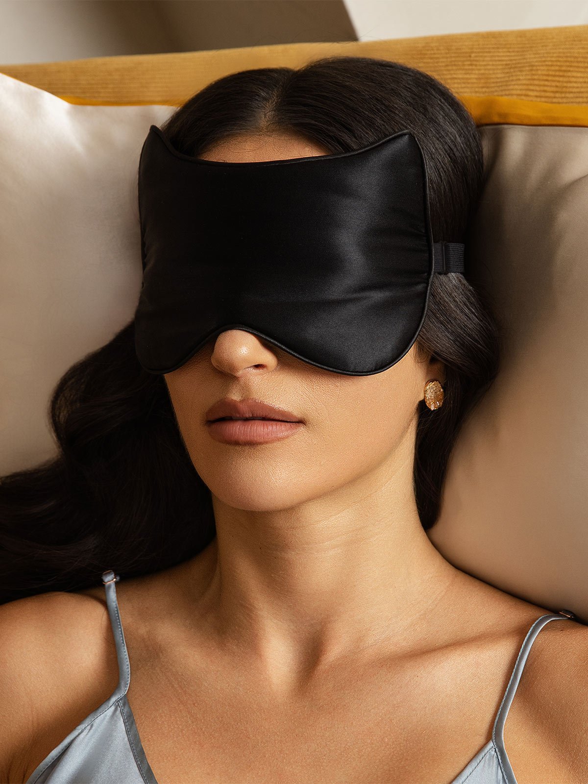 [Musta] SilkSilky-FI Eye Mask 005