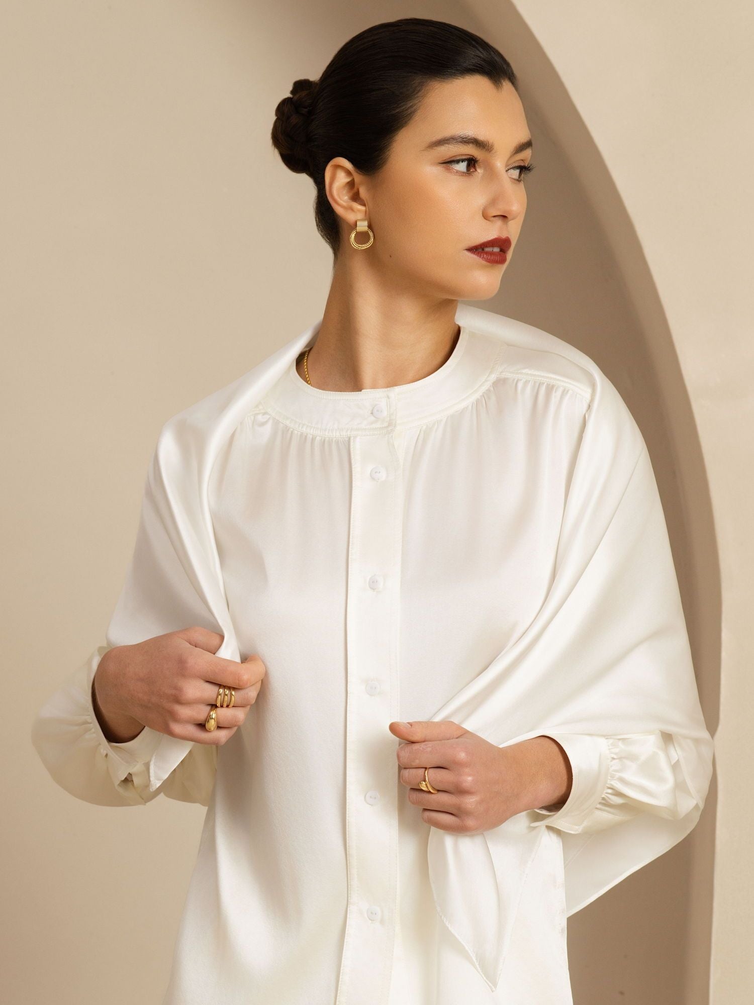 [Valkoinen] SilkSilky-FI Silkki Scarf 002