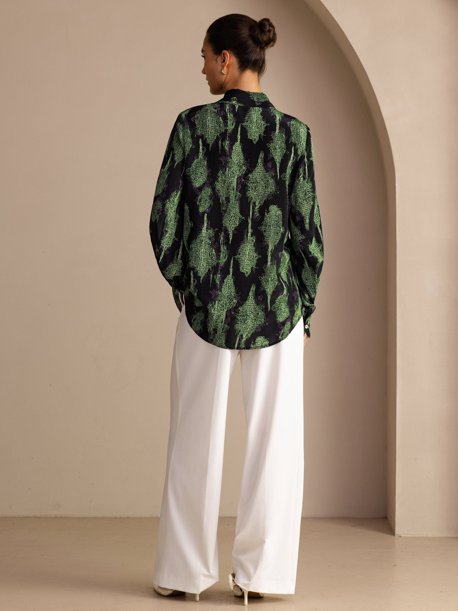 [Musta Sammal] SilkSilky-FI Long Sleeve Lapel Collar Pusero 002