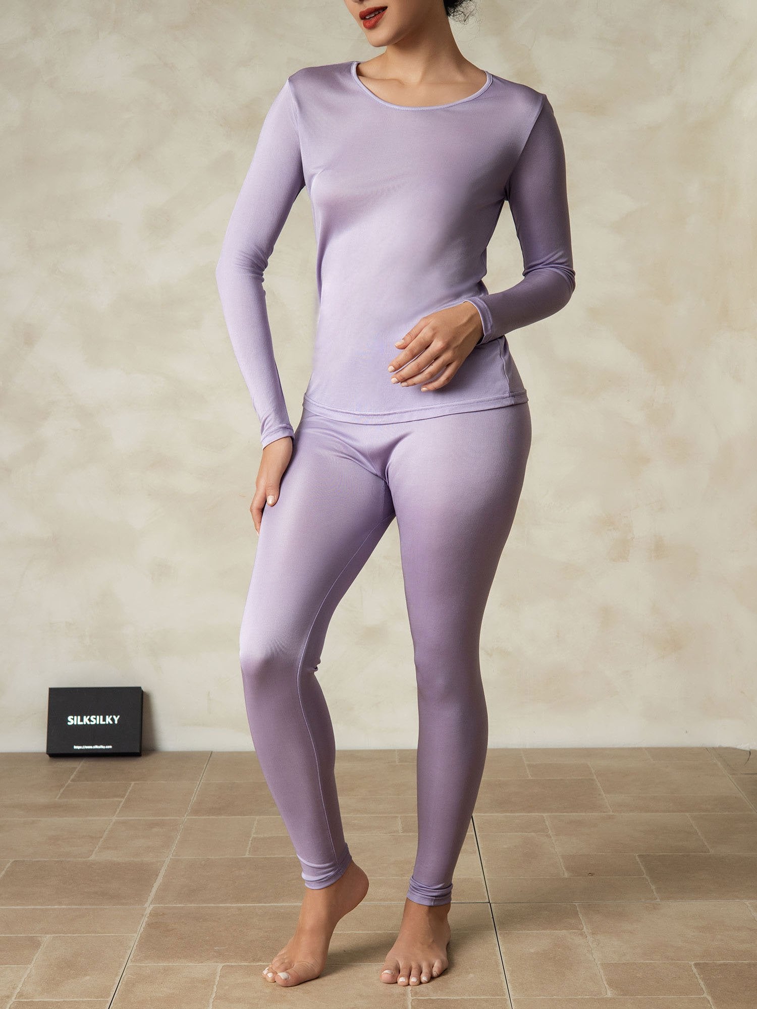 [Violetti] SilkSilky-FI Womens Pajamas 004