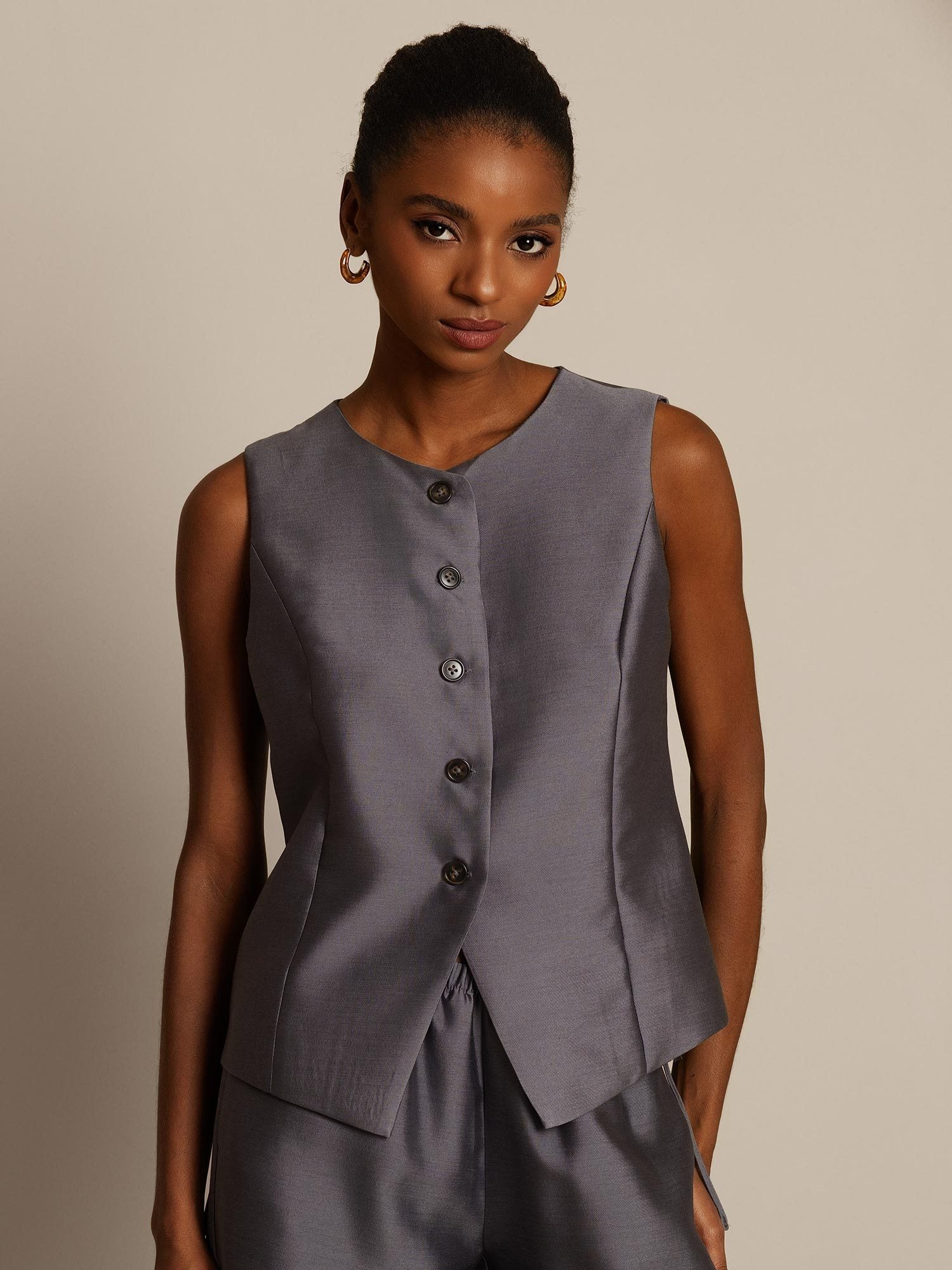 [Harmaa] SilkSilky-FI 32Momme Silk-Wool Blend Womens Vest 003,