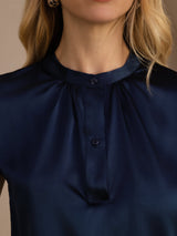 [Tummansininen] SilkSilky-FI Short Sleeve Blouse 005