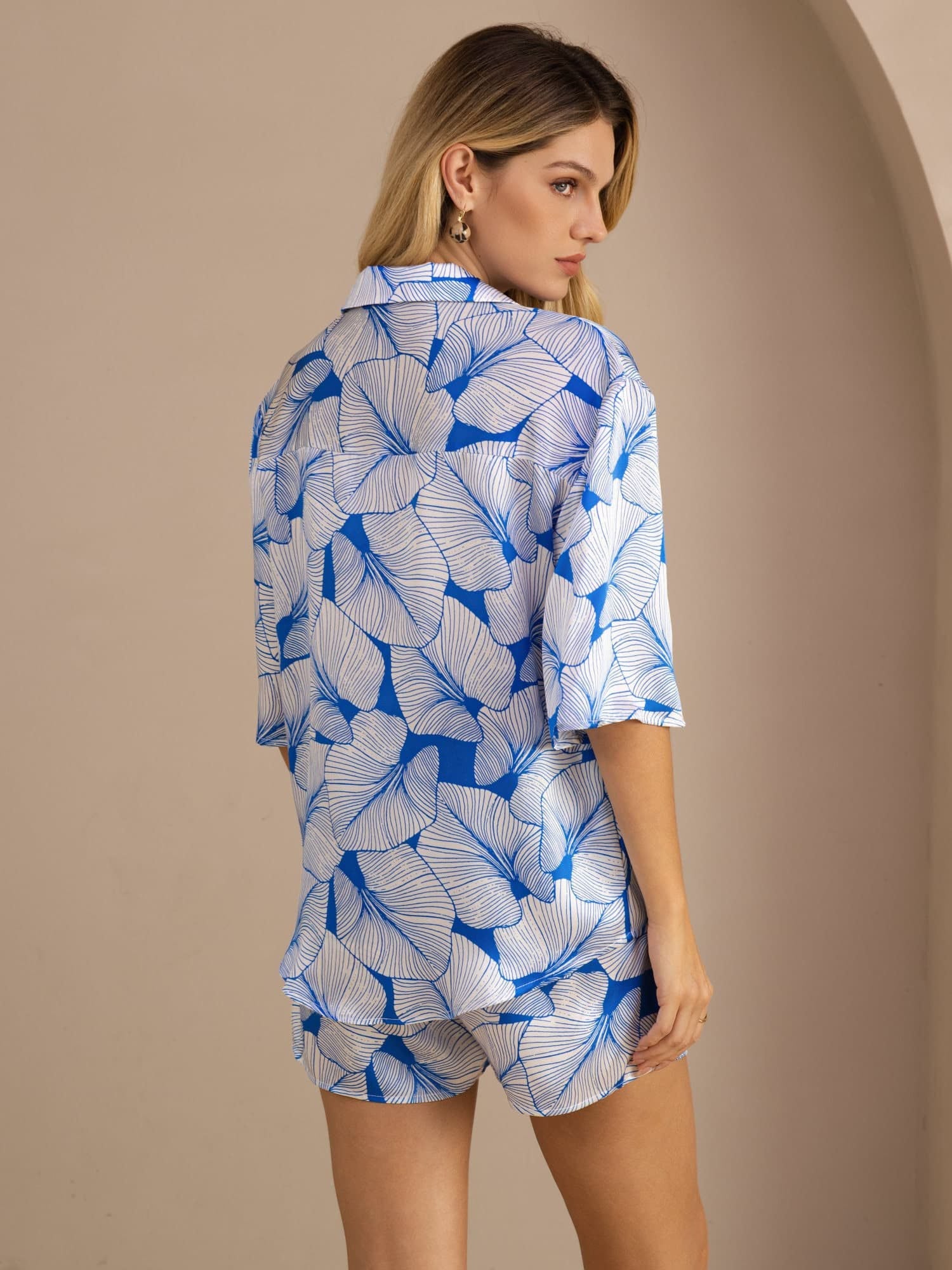 [Jäälehti] SilkSilky-FI Half Sleeve Lapel Collar Naisten Pyjamat 002