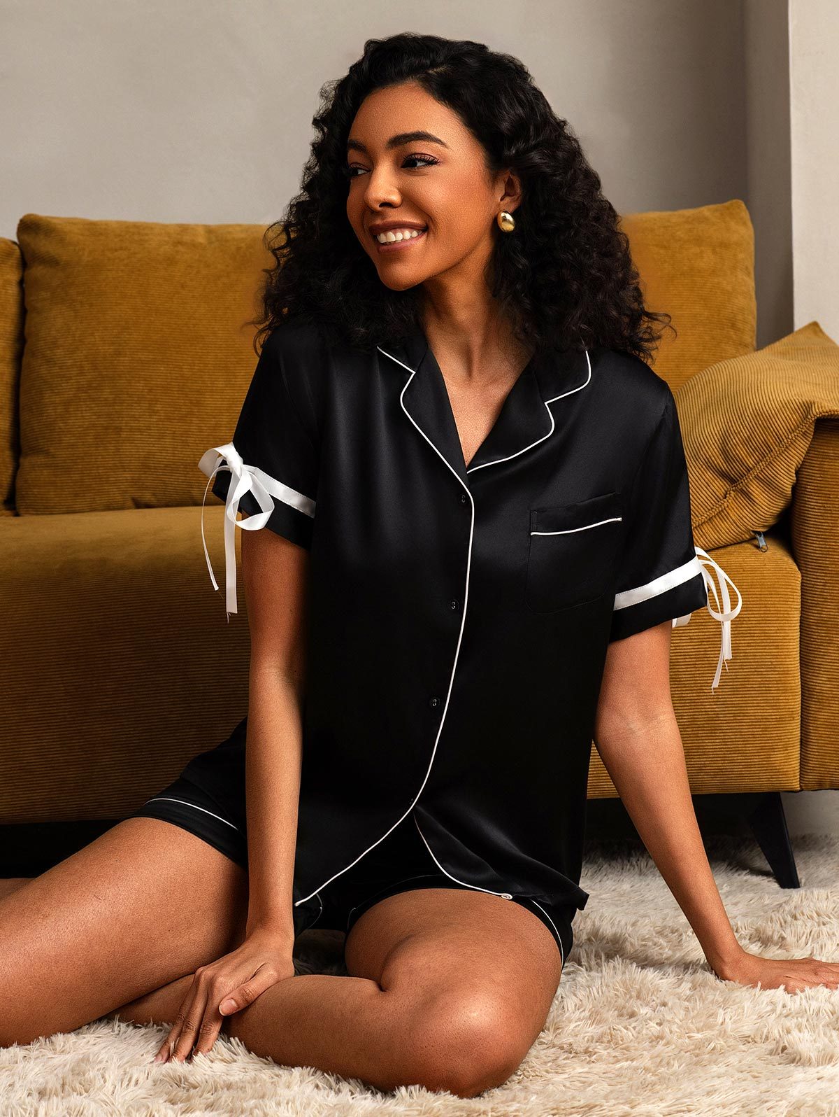 [Musta] SilkSilky-FI Pure Silk Short Sleeve Lapel Naisten Pyjamat 007
