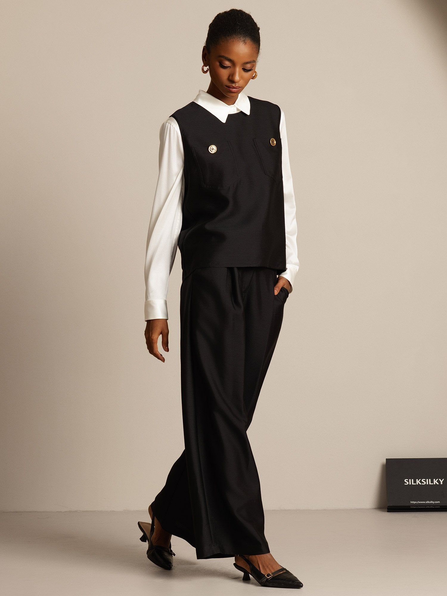 [Musta] SilkSilky-FI 32Momme Silk-Wool Blend Womens Vest 006,