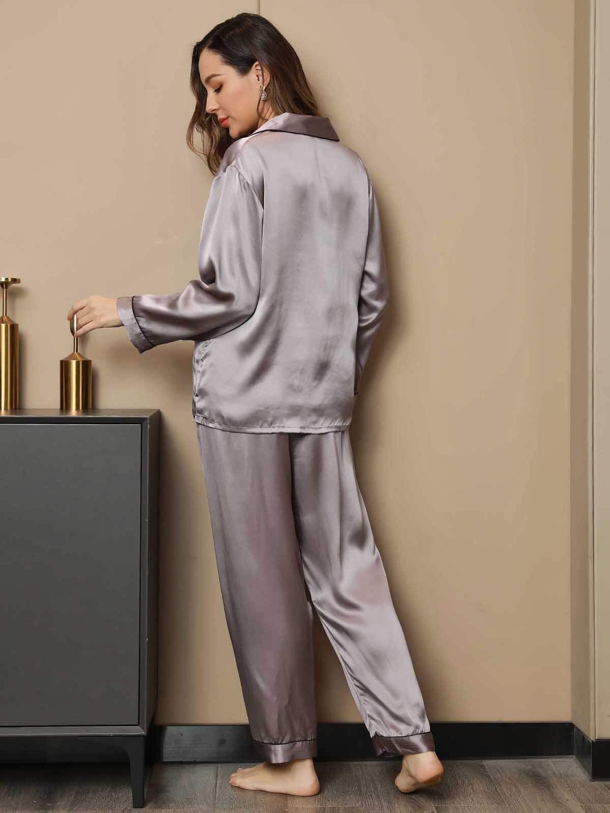 [Harmaa] SilkSilky-FI Womens Pajamas 002