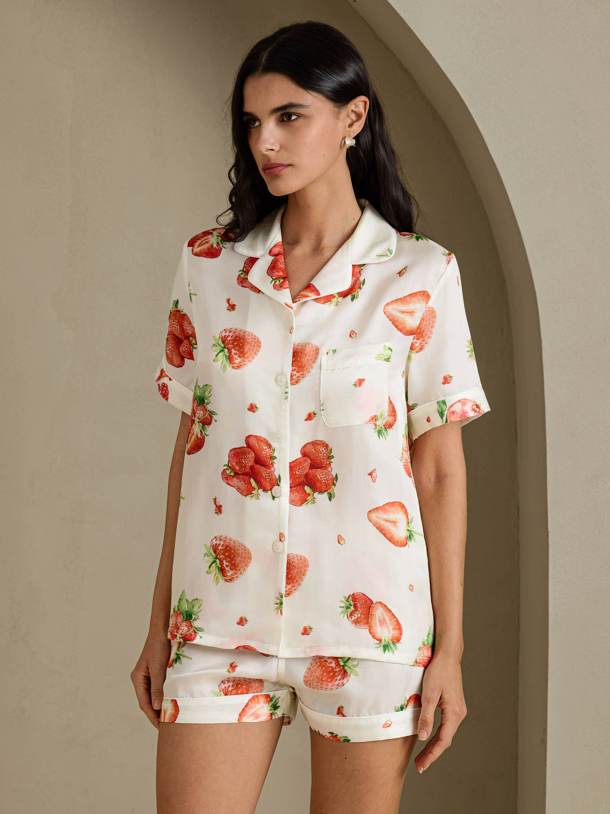 [Valkoinen Mansikka] SilkSilky-FI Short Sleeve Notch Collar Naisten Pyjamat 001