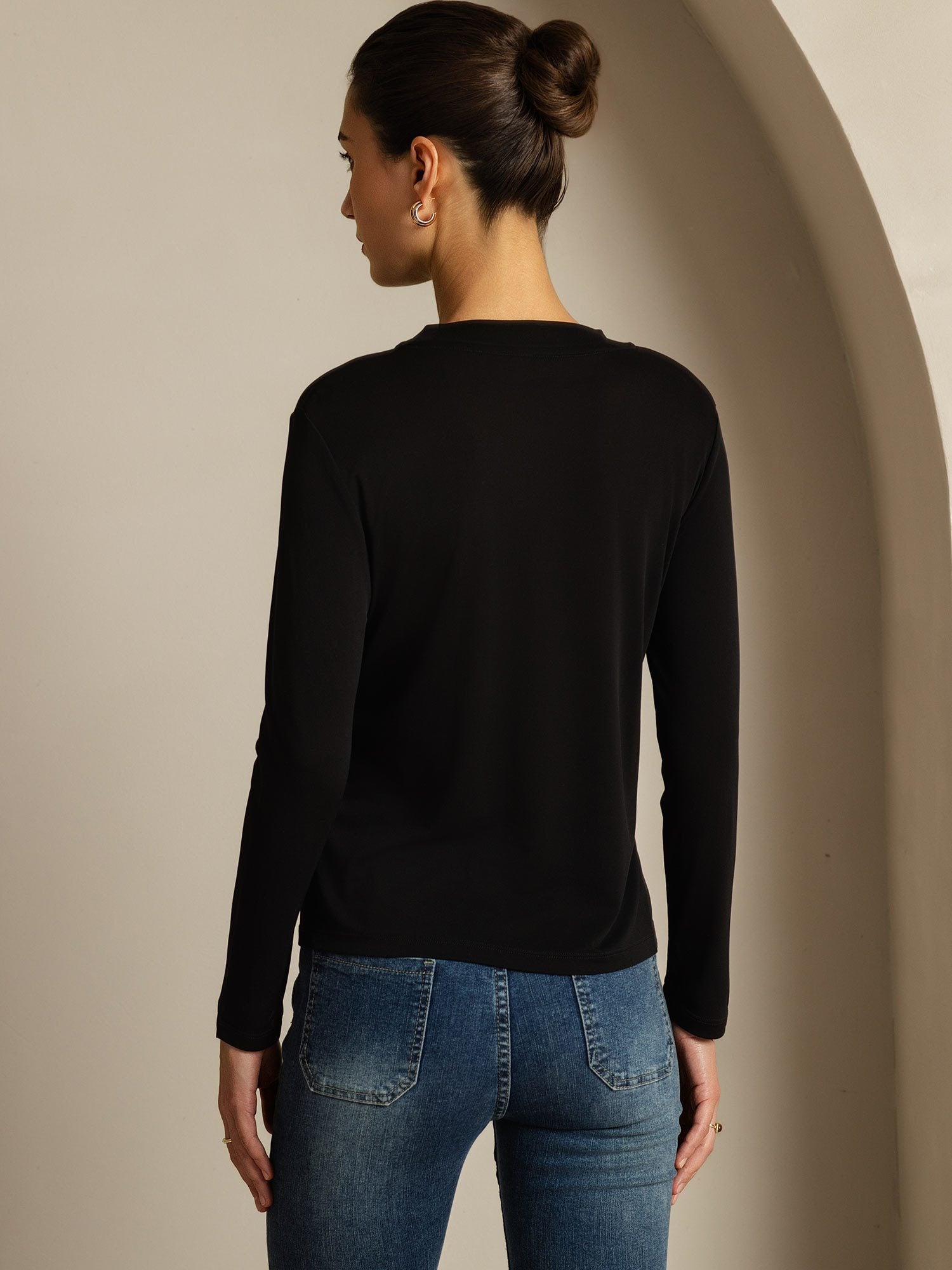 [Musta] SilkSilky-FI Womens T-Shirt 002