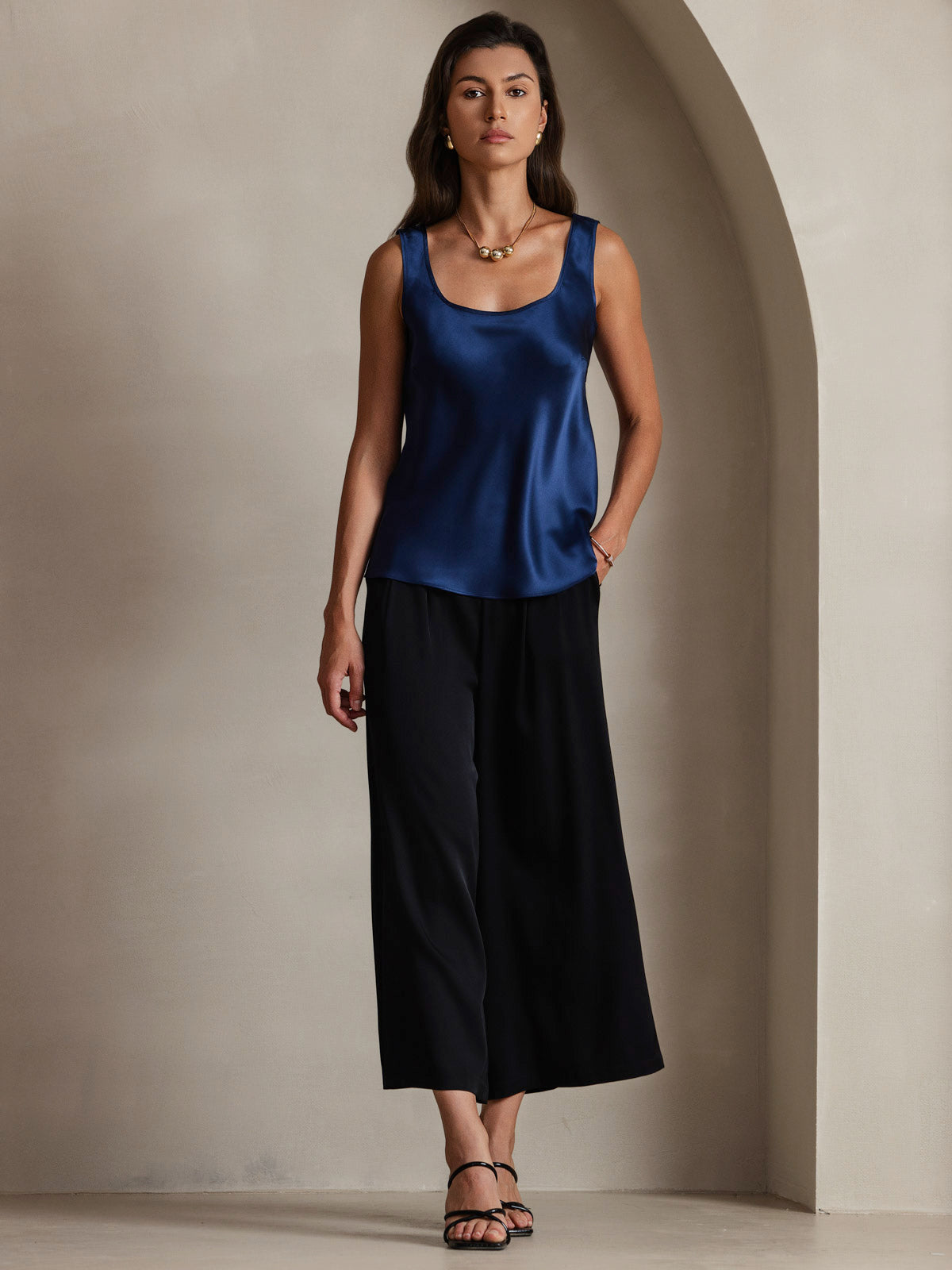 [Tummansininen] SilkSilky-FI 19Momme Camisoles 007