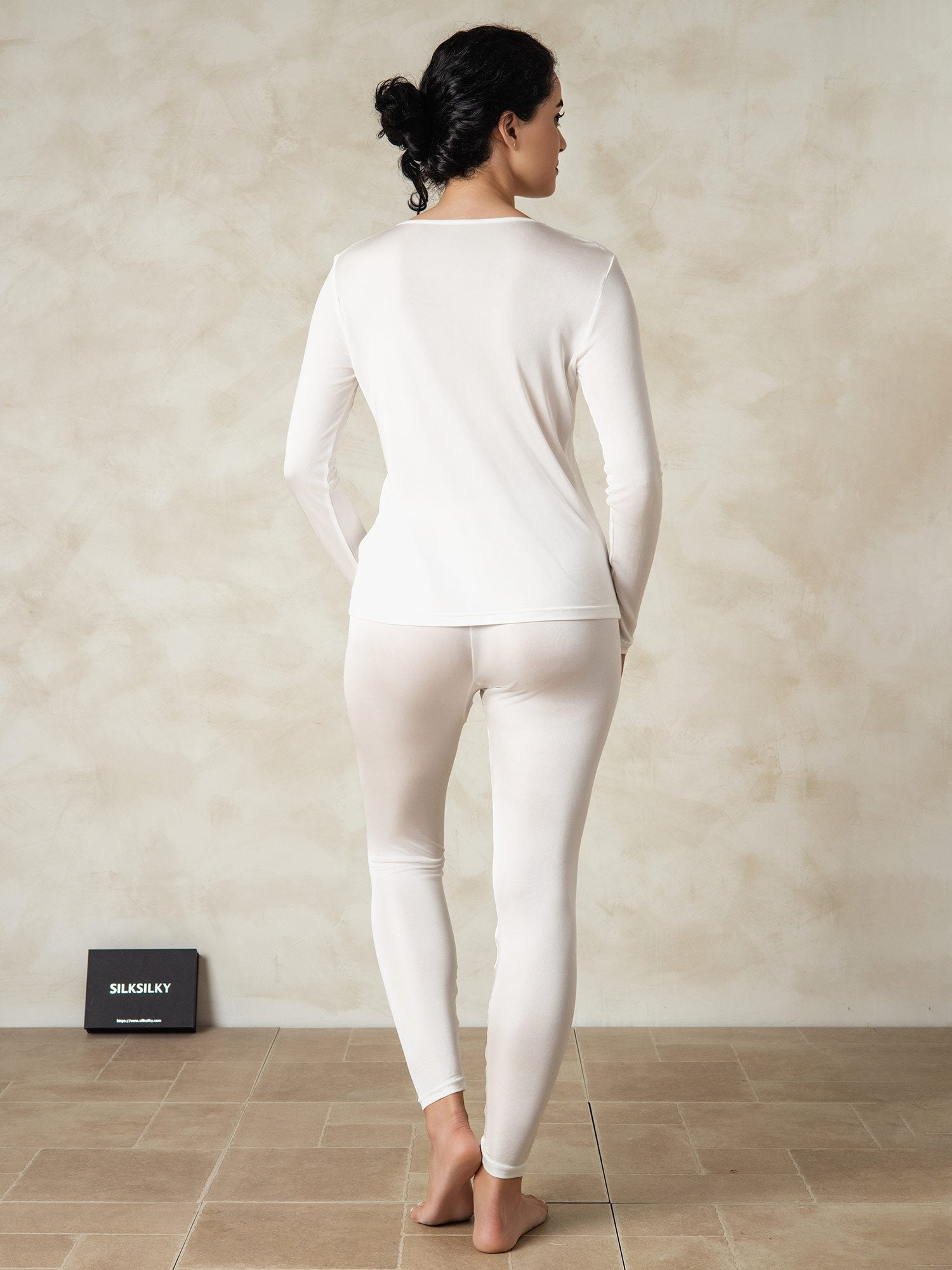 [Valkoinen] SilkSilky-FI Womens Pajamas 002