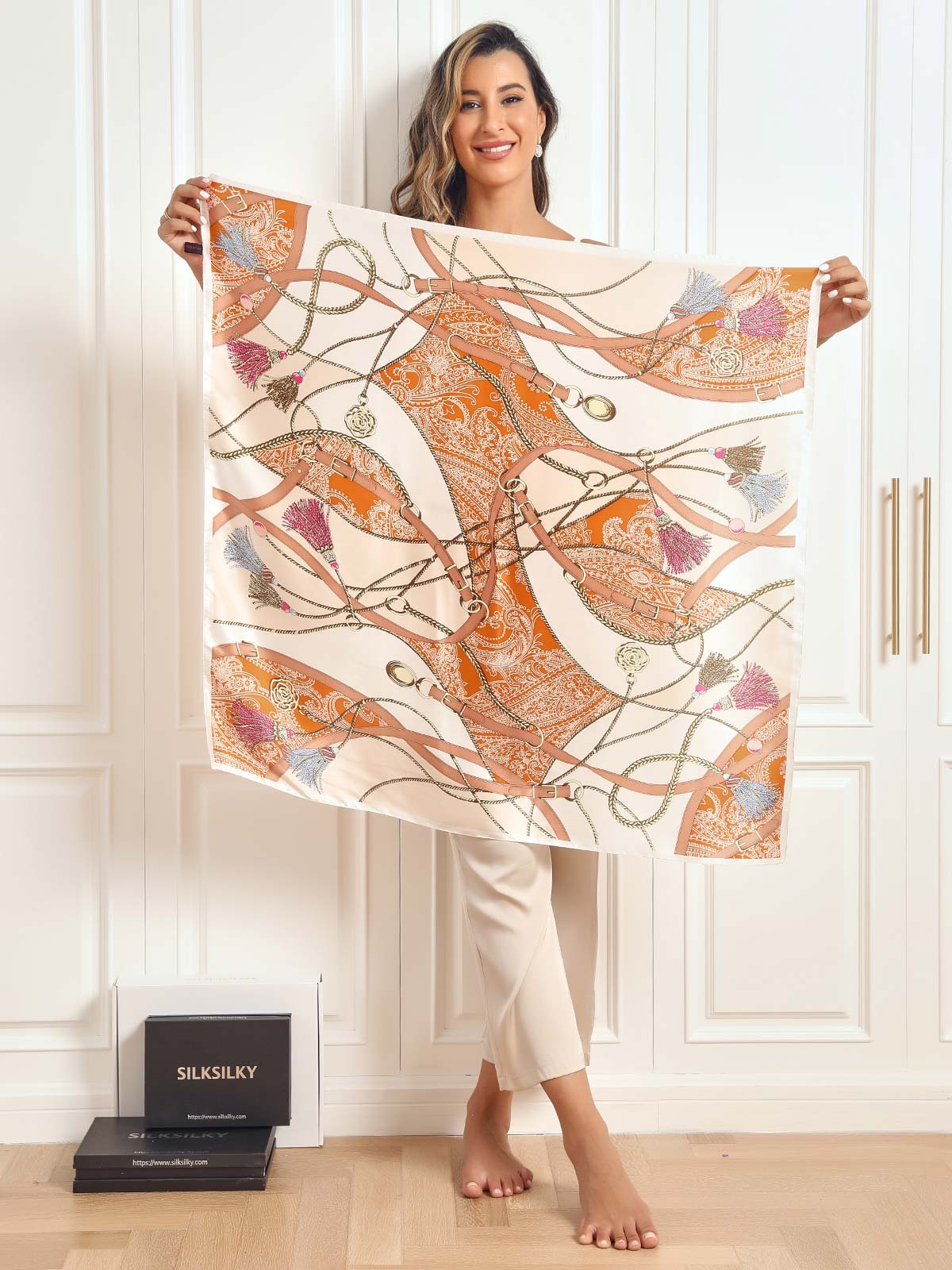 SilkSilky FI Pure Silk Scarf Oranssi 002