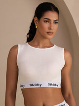 [Valkoinen] SilkSilky-FI Sleeveless Crew Neck Camisole Top 001