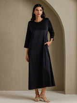 [Musta] SilkSilky-FI 3/4 Sleeve Round Neck Mekko 001