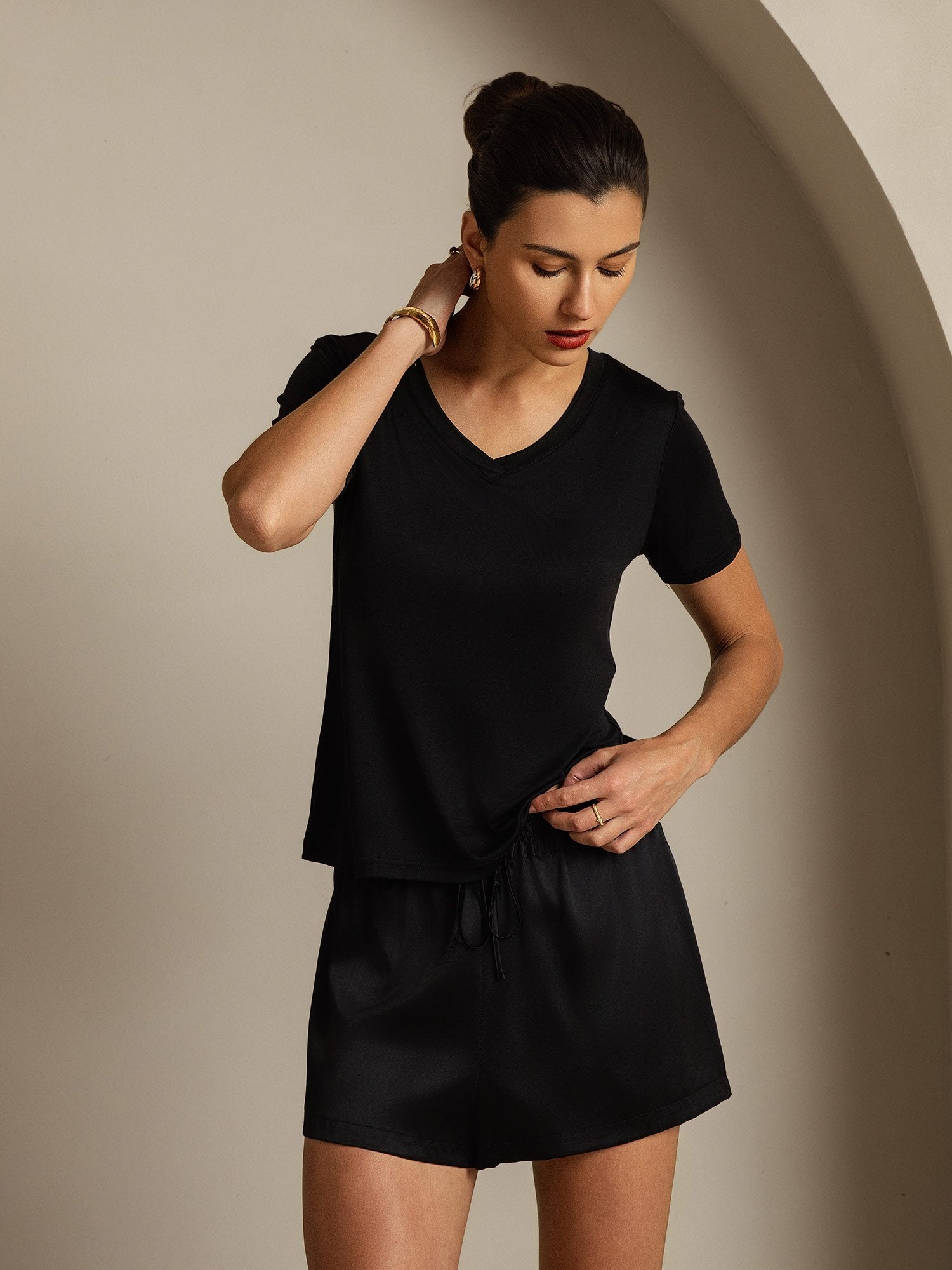 [Musta] SilkSilky-FI Womens T-Shirt 005