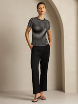 [Musta Raita] SilkSilky-FI Short Sleeve Crew Neck Naisten T-paita 006