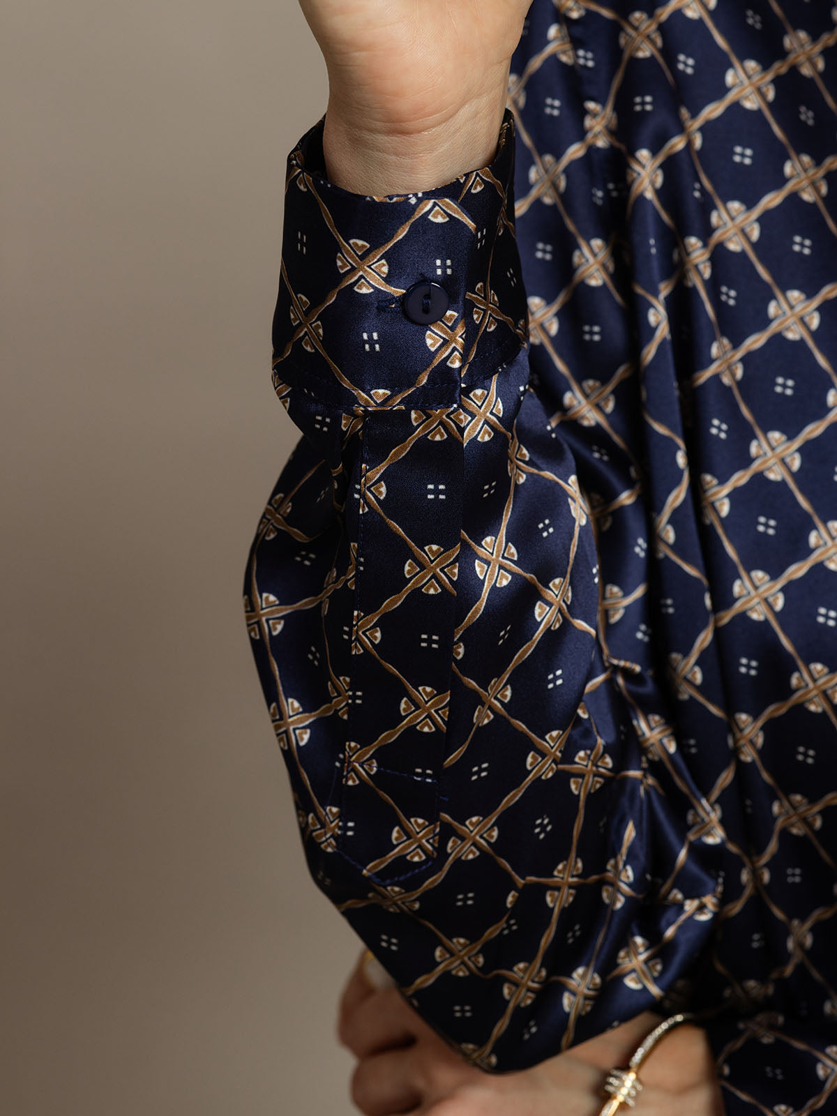 [Laivasto Ketju] SilkSilky-FI Womens Shirt 004