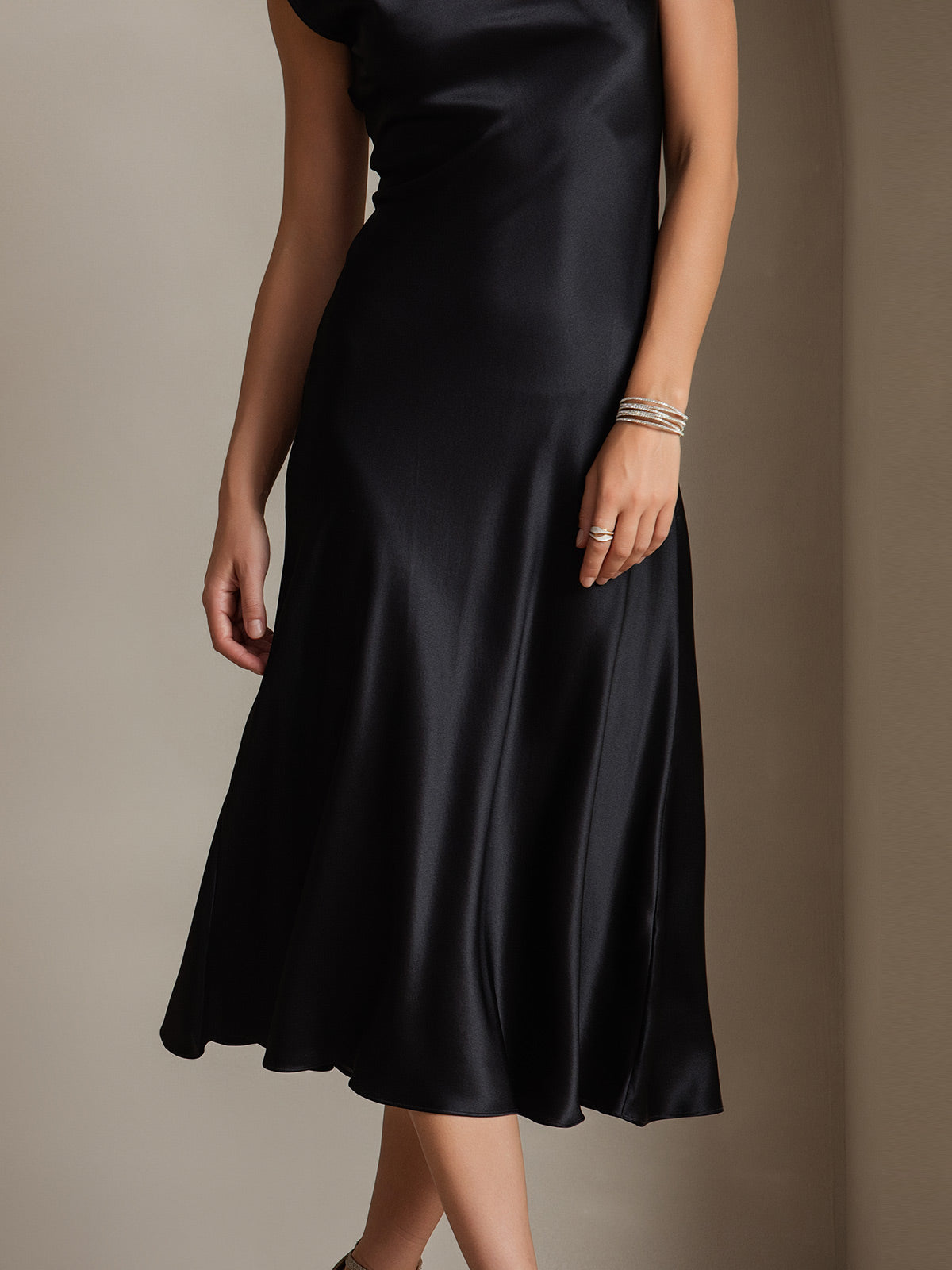 [Musta] SilkSilky-FI 19Momme Dress 008