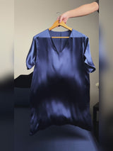 SilkSilky-FI Half Sleeve V Neck Yöpaita video 001